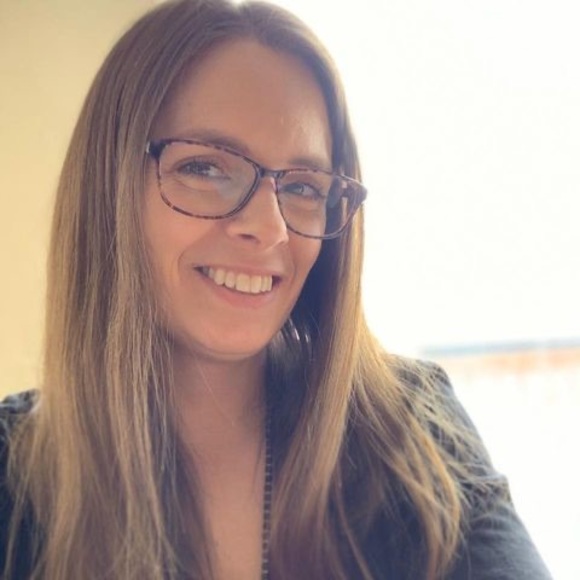 Meet your Posher, Sara - Picture 1 of 1